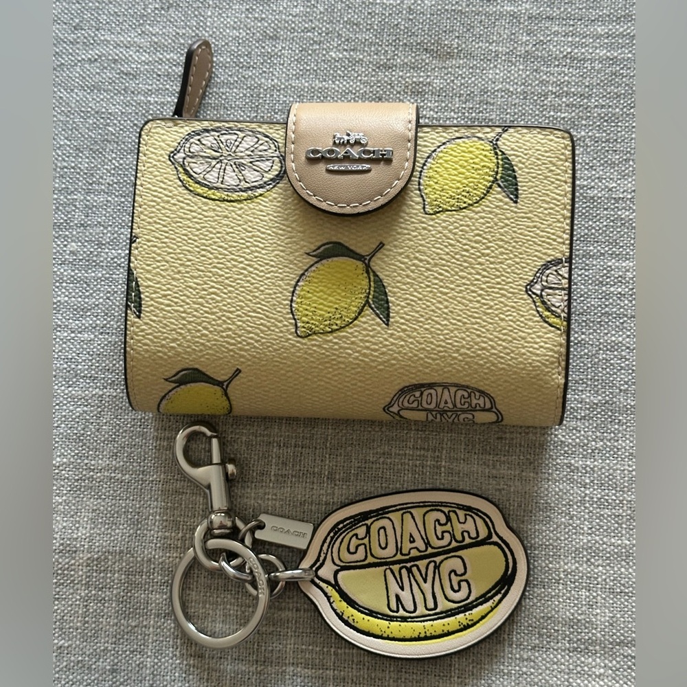 Coach Keychain - Picture 8 of 10
